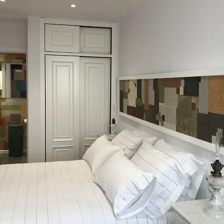 Estudio Outon 1 موروس